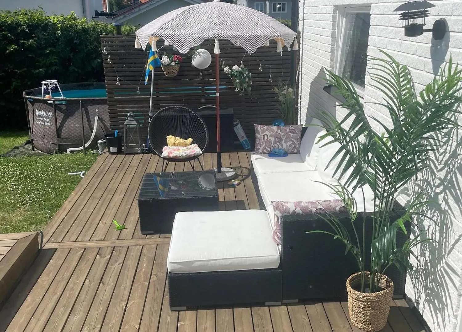 Nice Villa With Sunny Terrace, Smaller Pool Jumping-Pad Stockholm